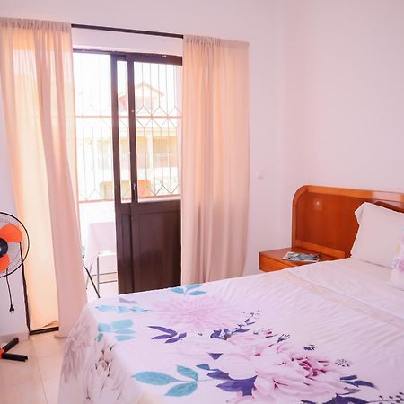 Escape House Appartement Tarrafal  Buitenkant foto