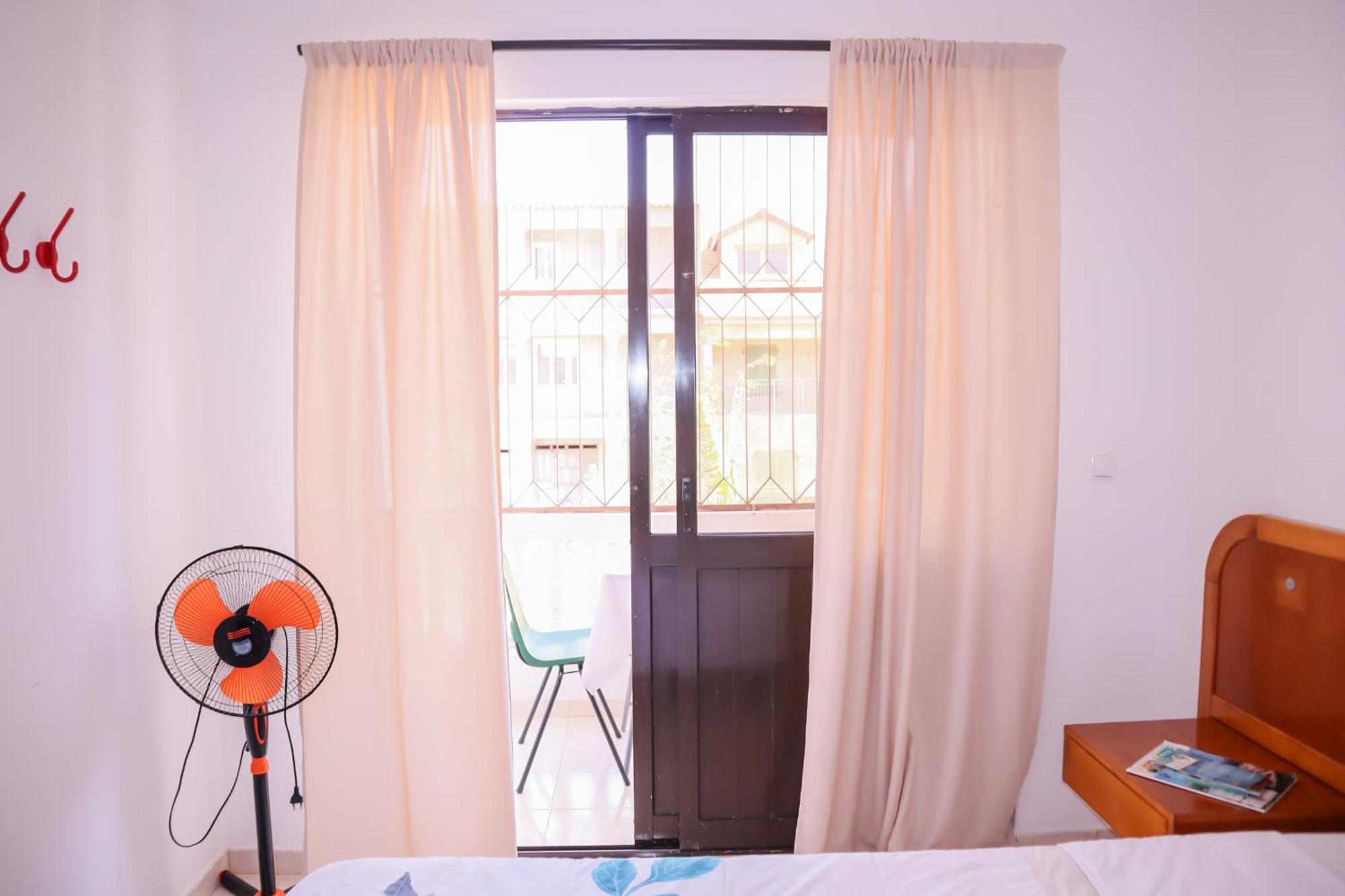 Escape House Appartement Tarrafal  Buitenkant foto
